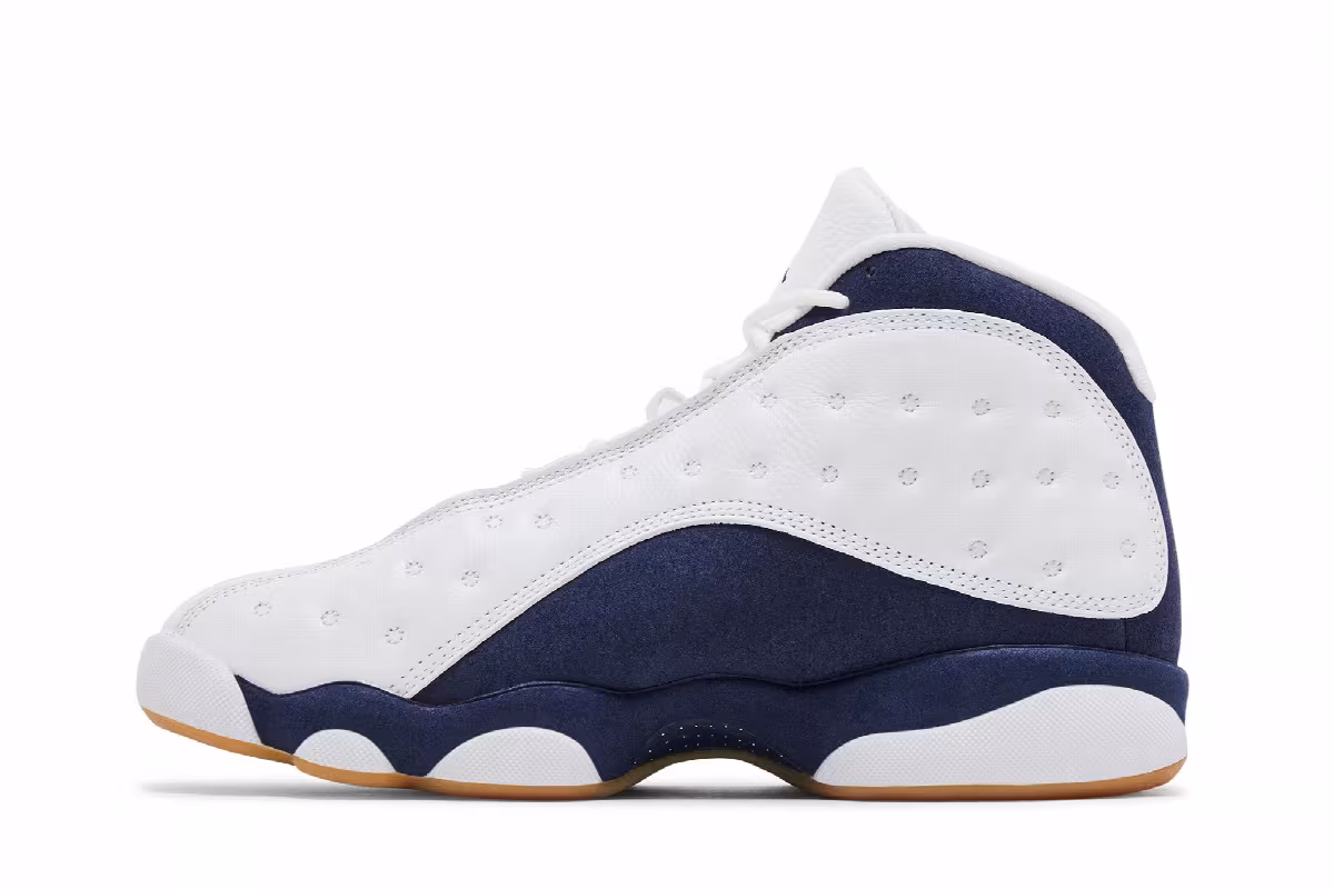 Air Jordan 13 Midnight Navy, view 4