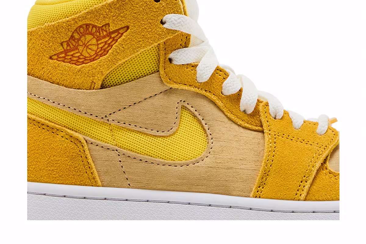 Women's Air Jordan 1 High Zoom Comfort 2 Yellow Ochre, view 3