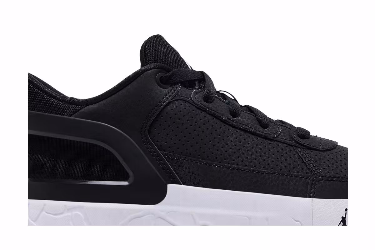 Air Jordan Day 1 EasyOn GS Black White, view 3