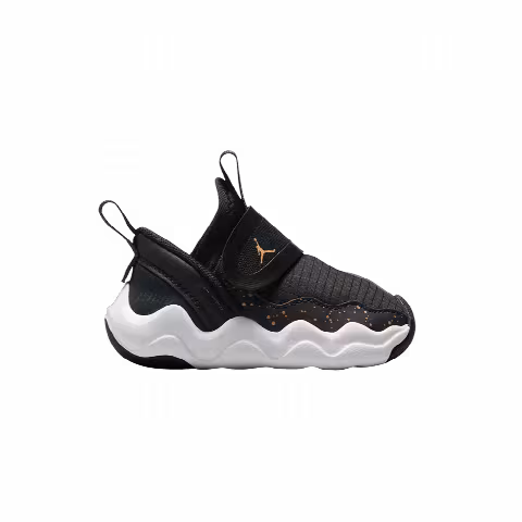 Air Jordan 23/7 TD 'Black Metallic Gold'