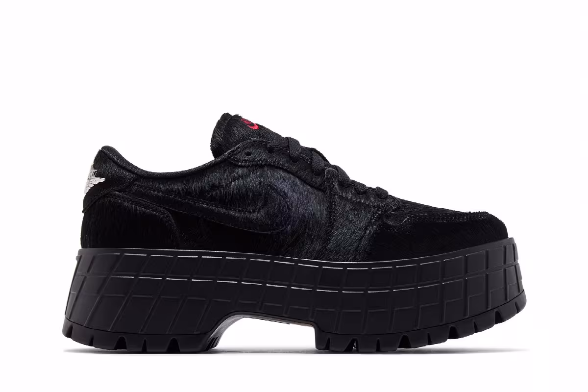 Women's Air Jordan 1 Low Brooklyn Black Pony, view 2