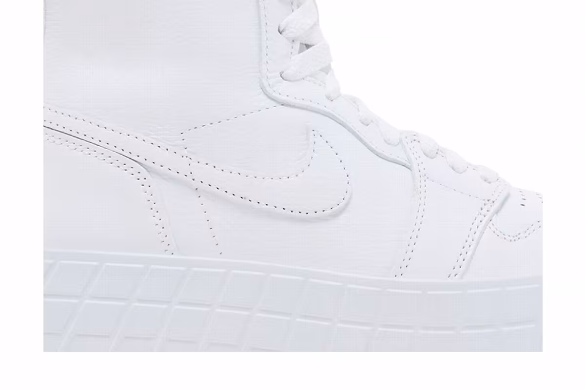 Women's Air Jordan 1 High Brooklyn Triple White, view 3