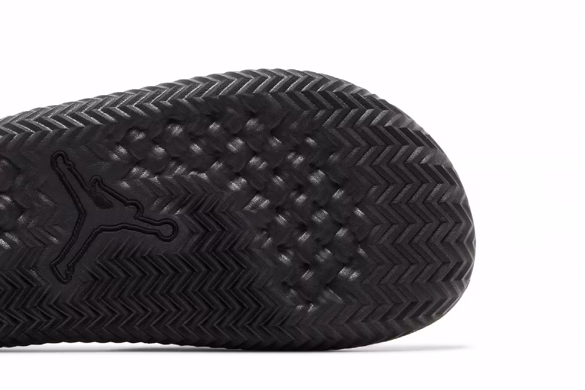 Air Jordan Jumpman Slide Black White, view 6