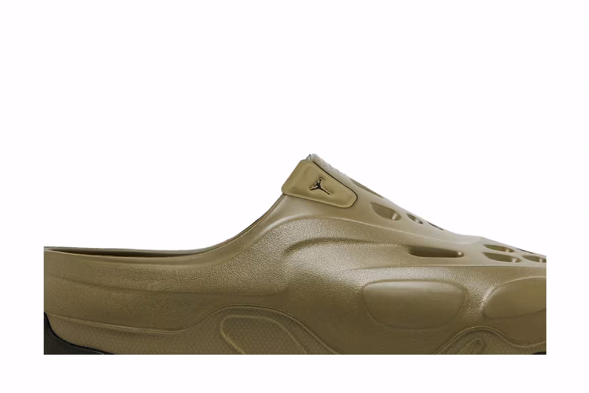 Air Jordan Roam Slide Neutral Olive, view 3