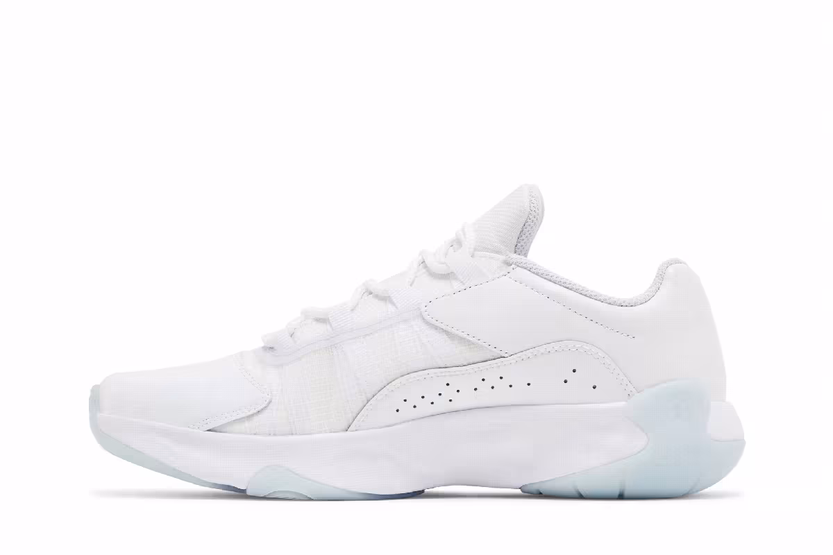 Women's Air Jordan 11 CMFT Low White Ice Blue, view 4