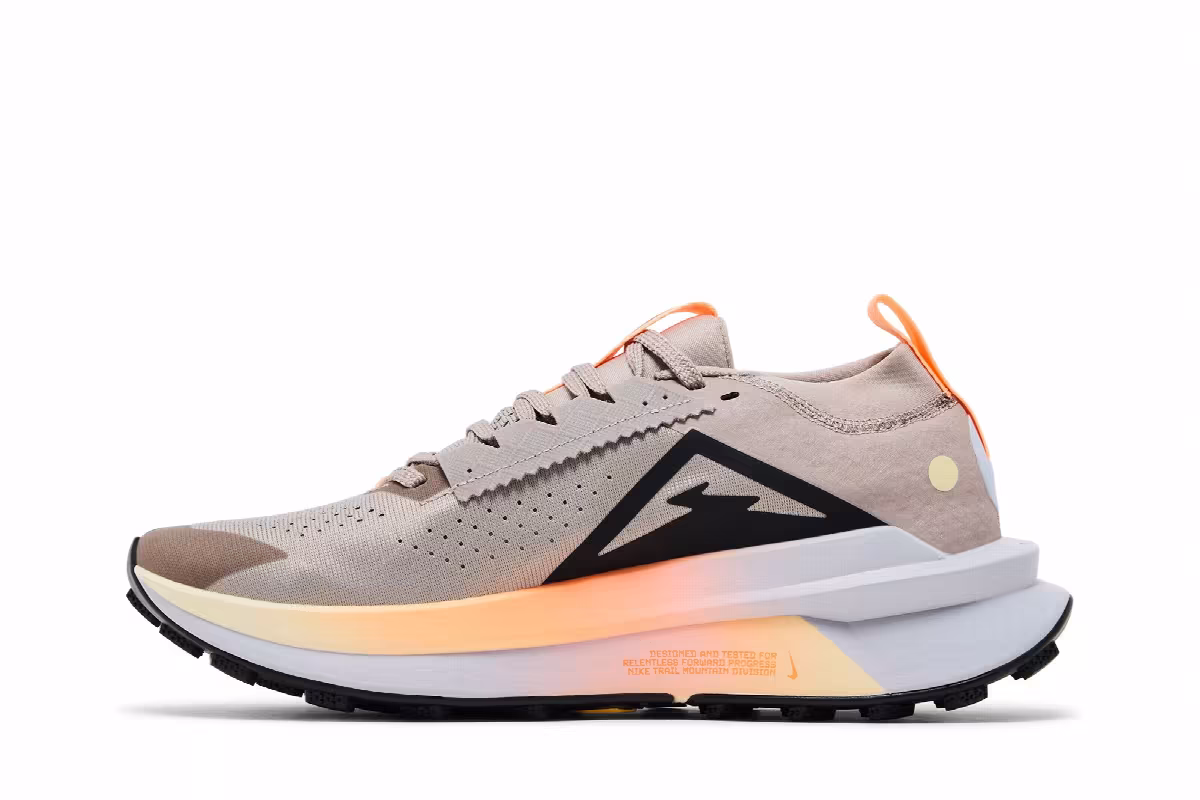 Nike Zegama 2 Trail Malt/Ghost/Alabaster/Black, view 4