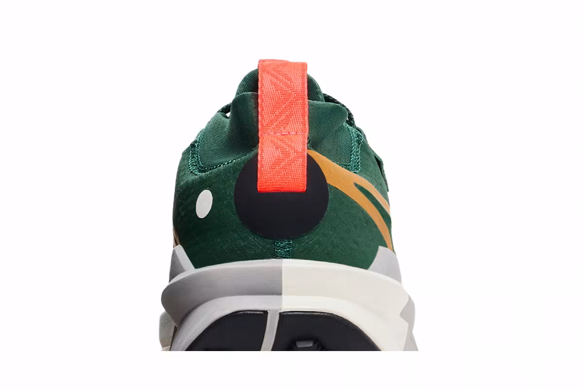 Nike ZoomX Zegama 2 Fir Desert Ochre, view 8
