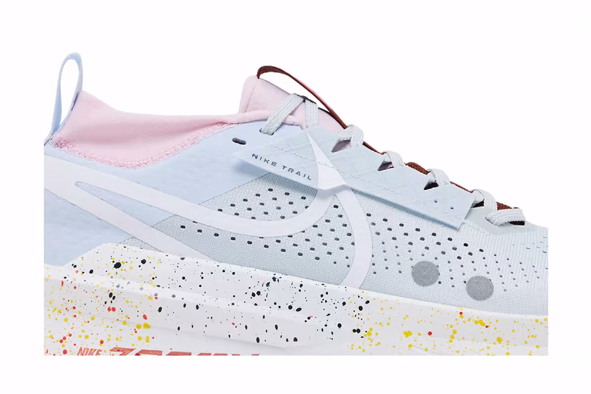 Nike ZoomX Zegama 2 Platinum Paint Splatter, view 3