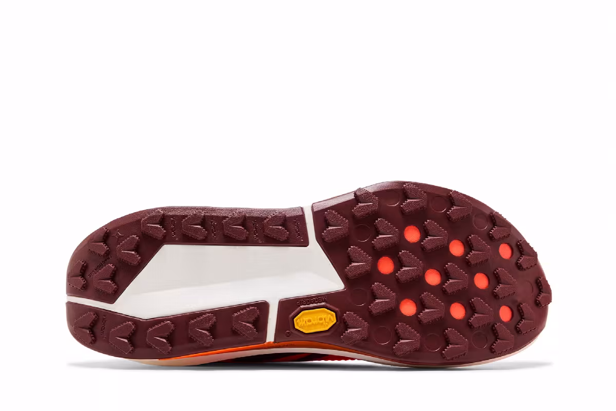 Nike ZoomX Zegama 2 Hyper Crimson, view 5