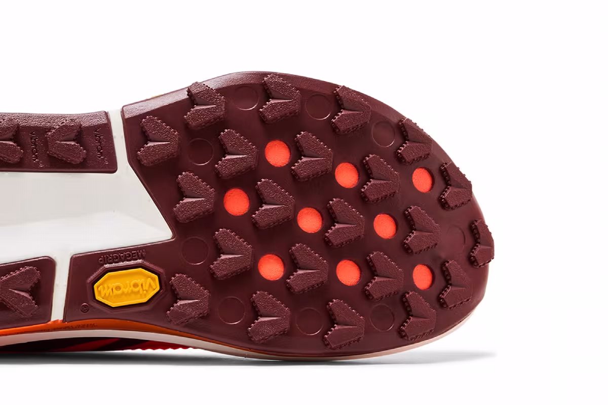 Nike ZoomX Zegama 2 Hyper Crimson, view 6