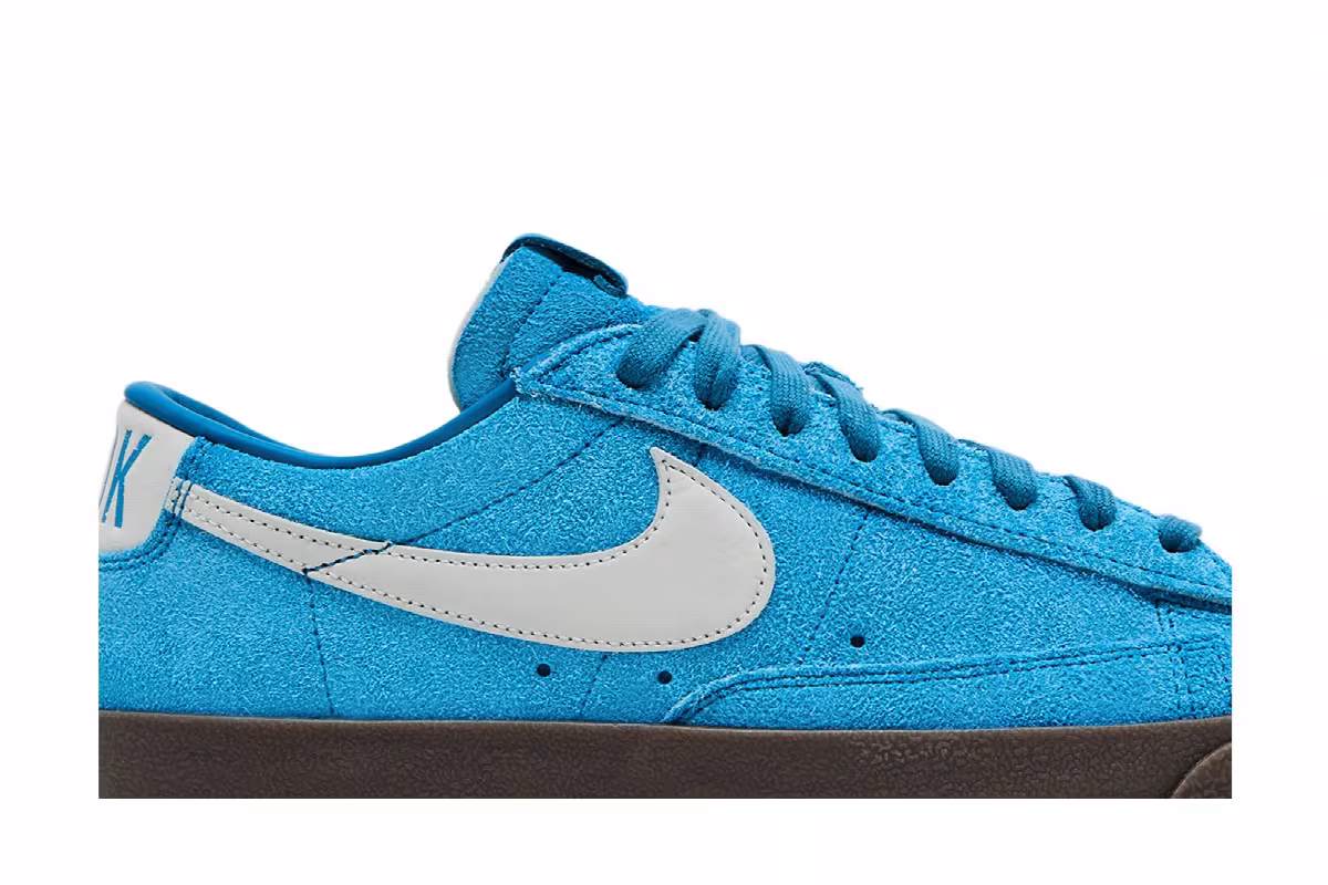 Devin Booker x Chevrolet x Nike Blazer Low Surf Blue, view 3