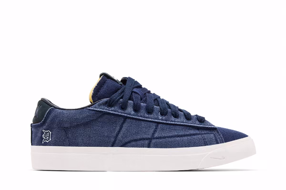 Devin Booker x Nike Blazer Low Detroit Tigers Pack - College Navy, view 2