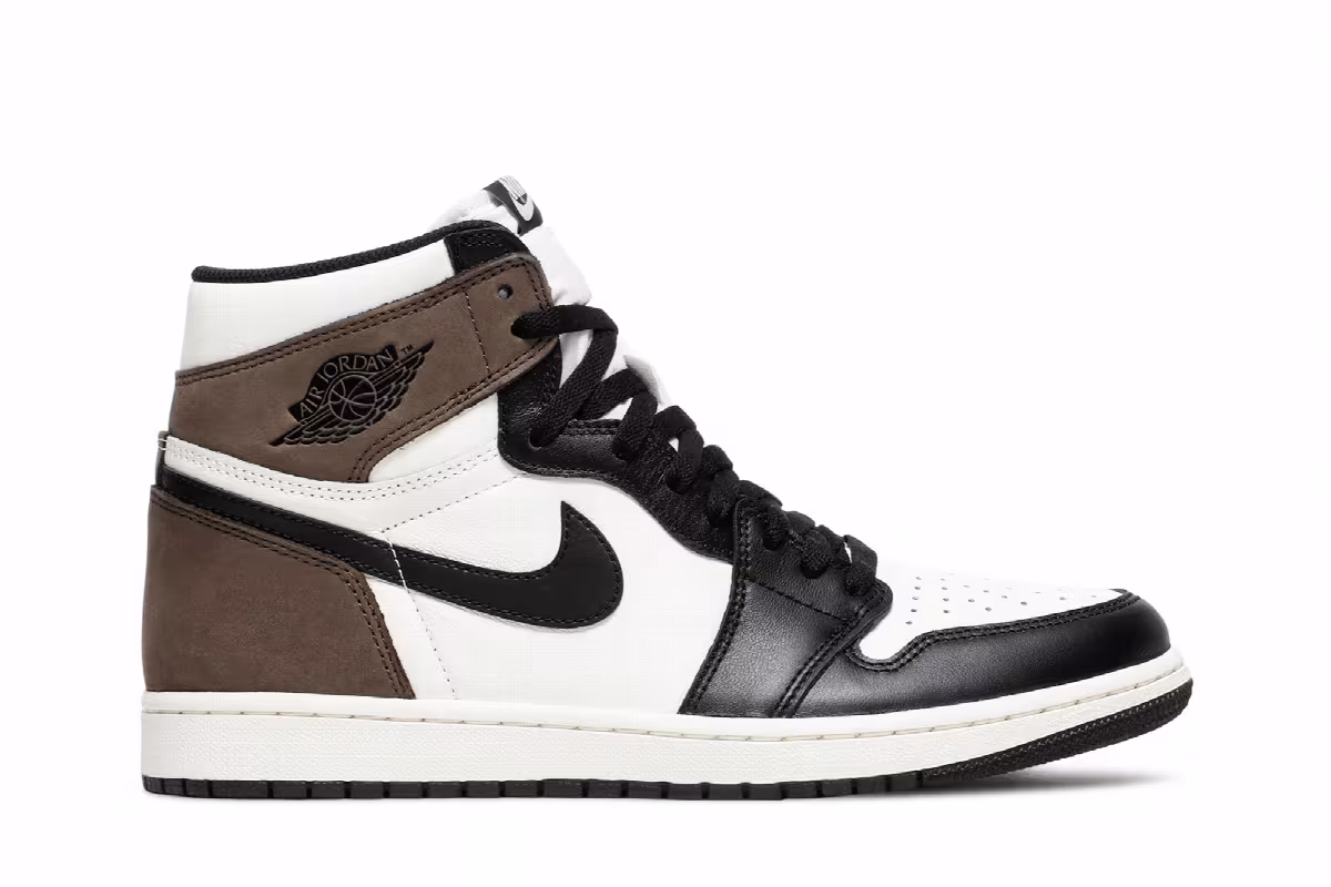 Air Jordan 1 High OG Dark Mocha, view 2