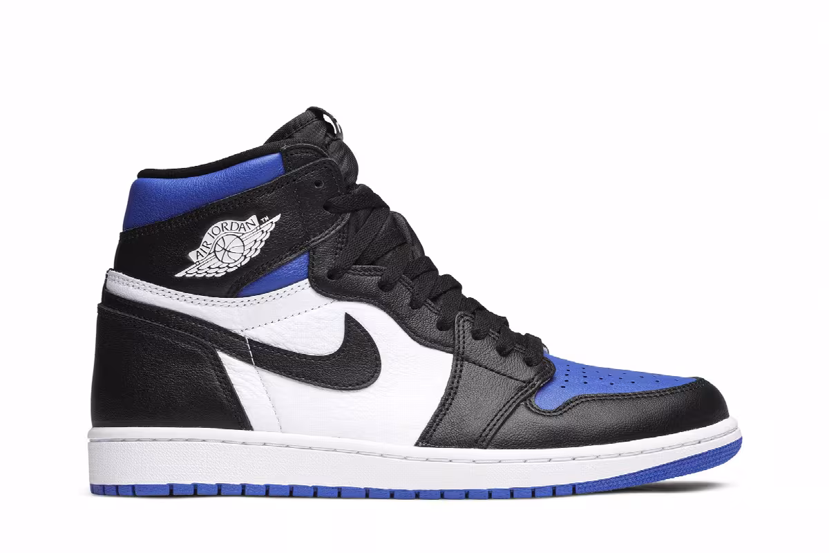 Air Jordan 1 High OG Royal Toe, view 2