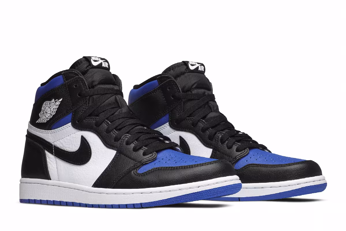 Air Jordan 1 High OG Royal Toe, view 9