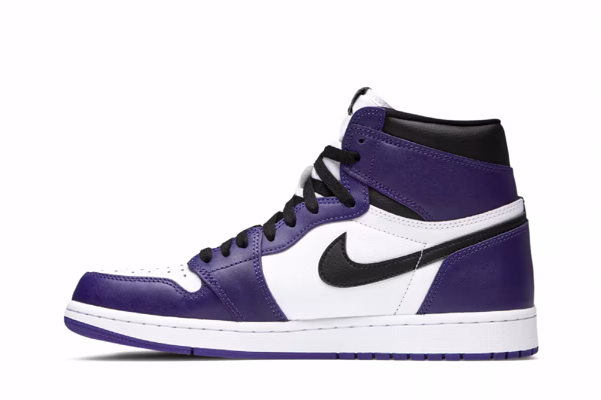 Air Jordan 1 High OG Court Purple 2.0, view 4