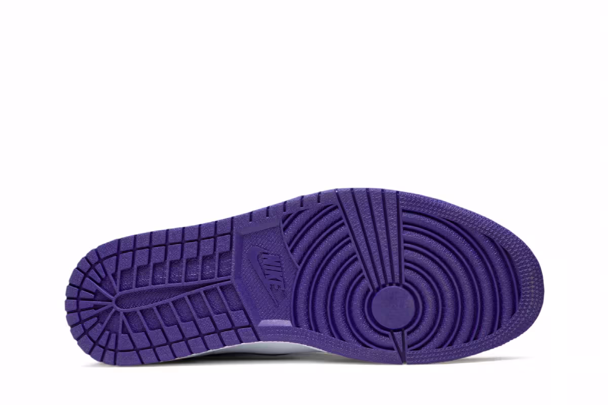 Air Jordan 1 High OG Court Purple 2.0, view 5
