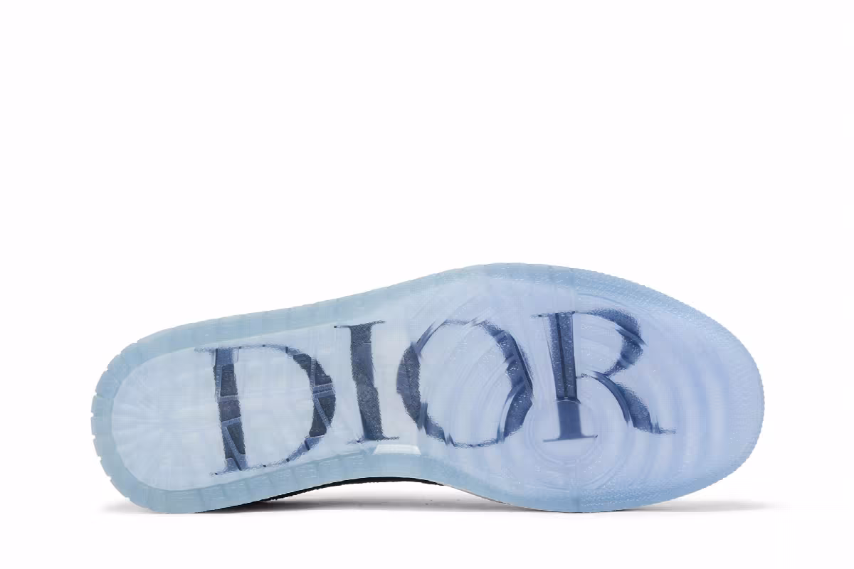 Dior x Air Jordan 1 Low, view 5