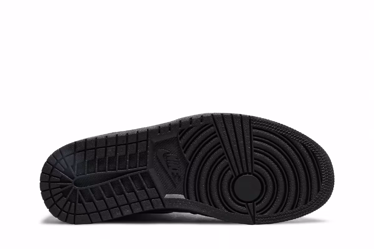 Air Jordan 1 High OG Black Metallic Gold, view 5