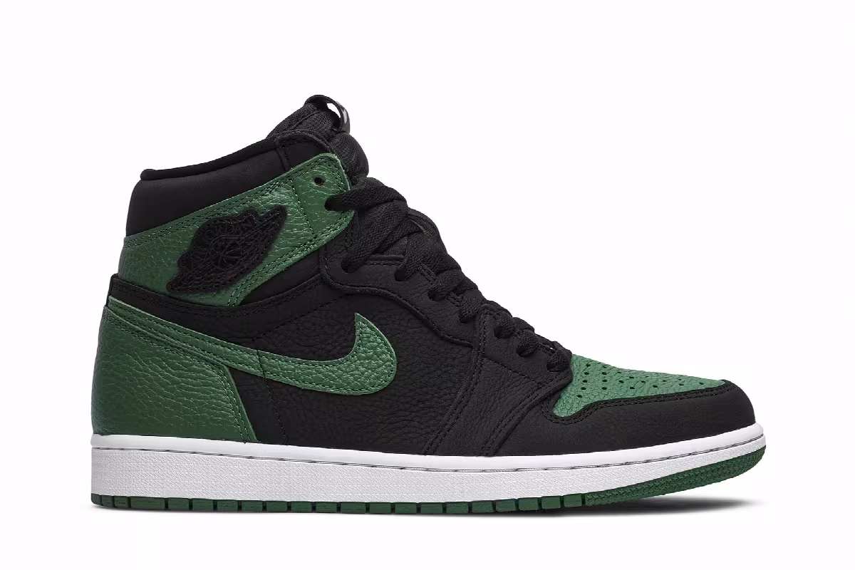 Air Jordan 1 High OG Pine Green 2.0, view 2