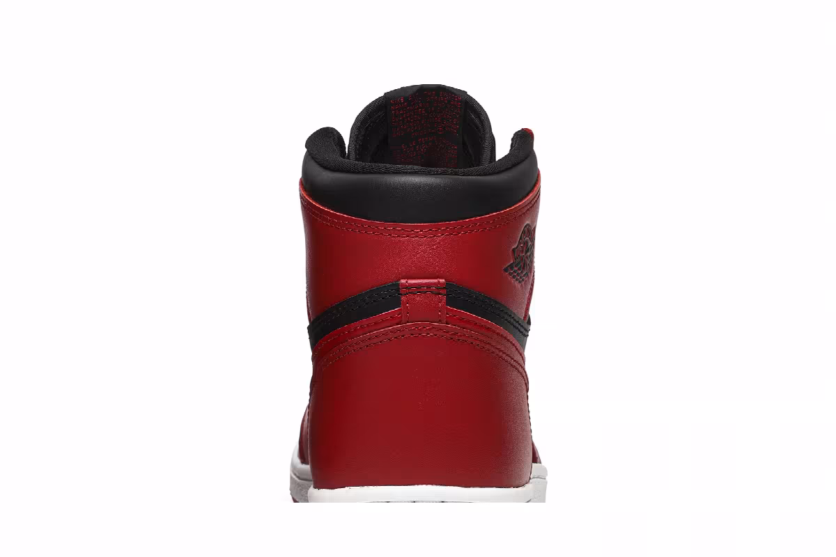 Air Jordan 1 High Varsity Red, view 8