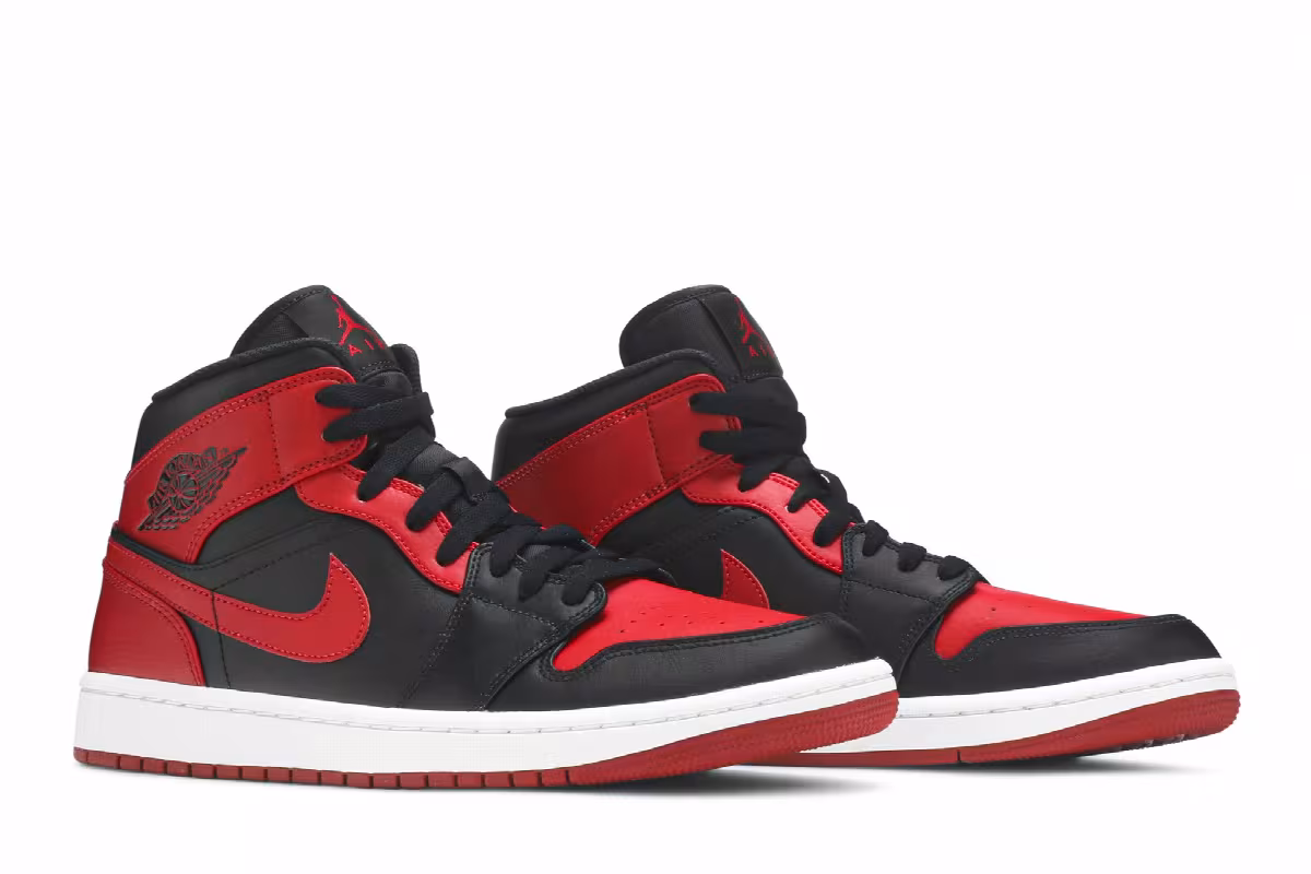 Air Jordan 1 Mid Banned, view 9