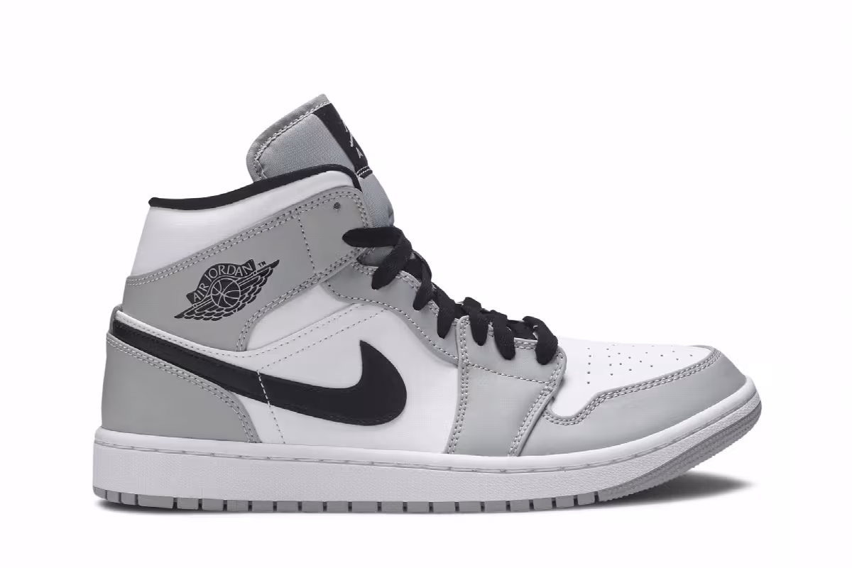 Air Jordan 1 Mid Smoke Grey, view 2