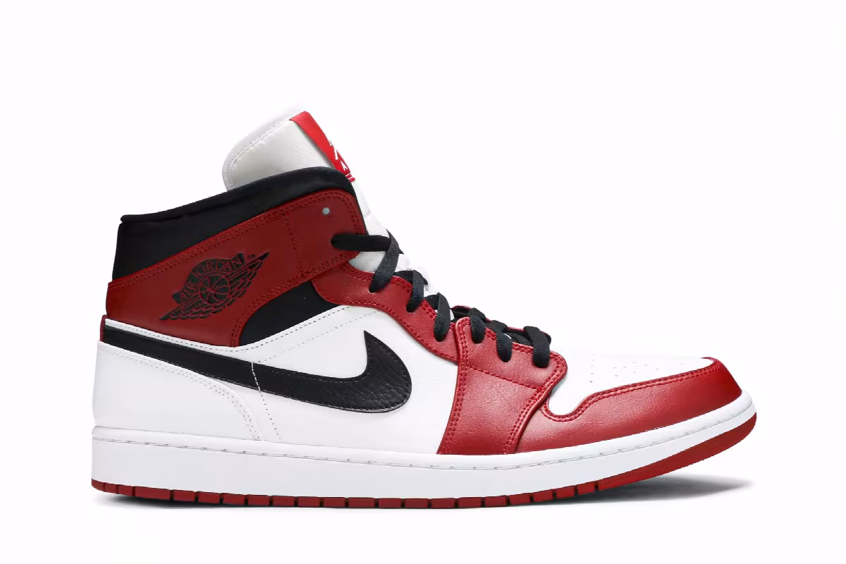 Air Jordan 1 Mid Chicago, view 2