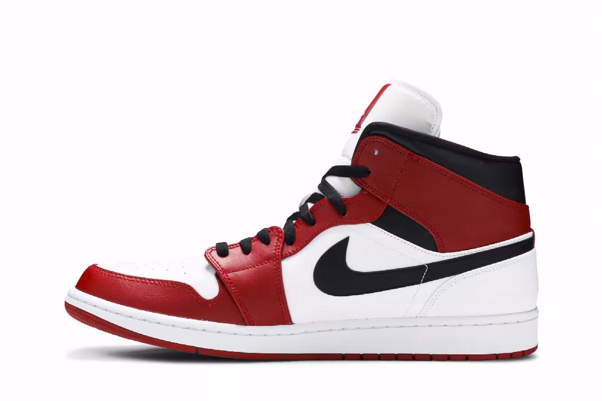 Air Jordan 1 Mid Chicago, view 4