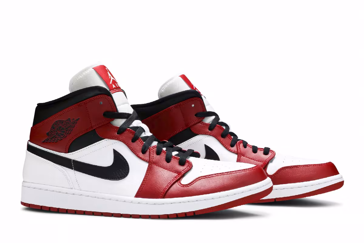 Air Jordan 1 Mid Chicago, view 9