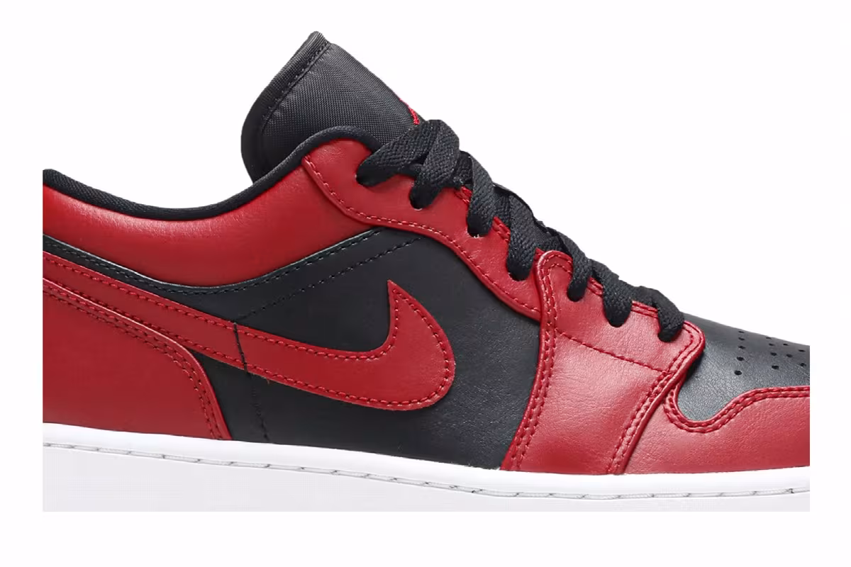 Air Jordan 1 Low Reverse Bred, view 3