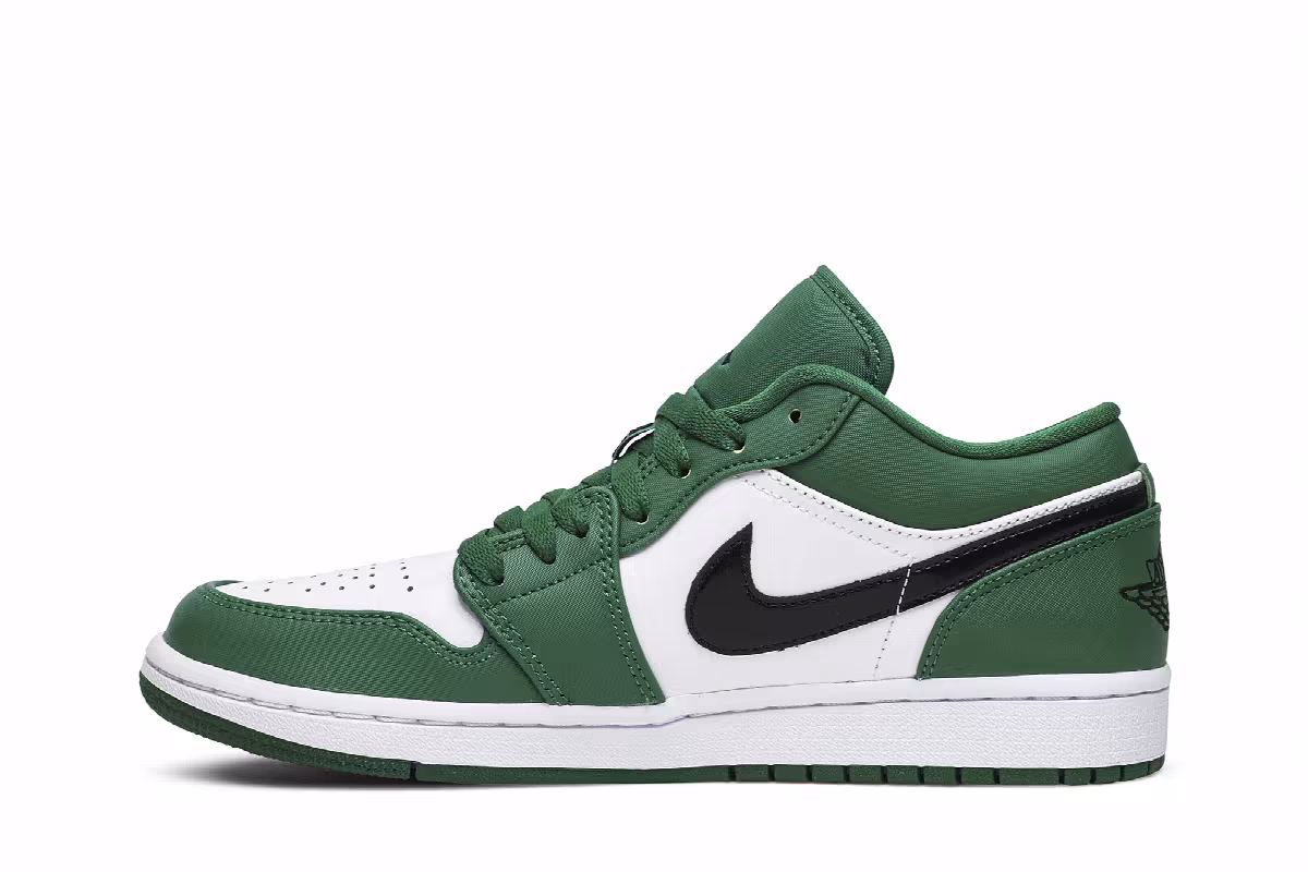 Air Jordan 1 Low Pine Green, view 4