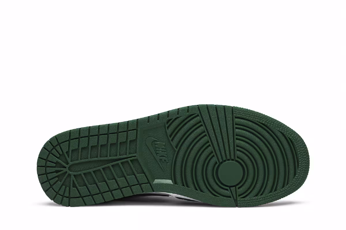 Air Jordan 1 Low Pine Green, view 5