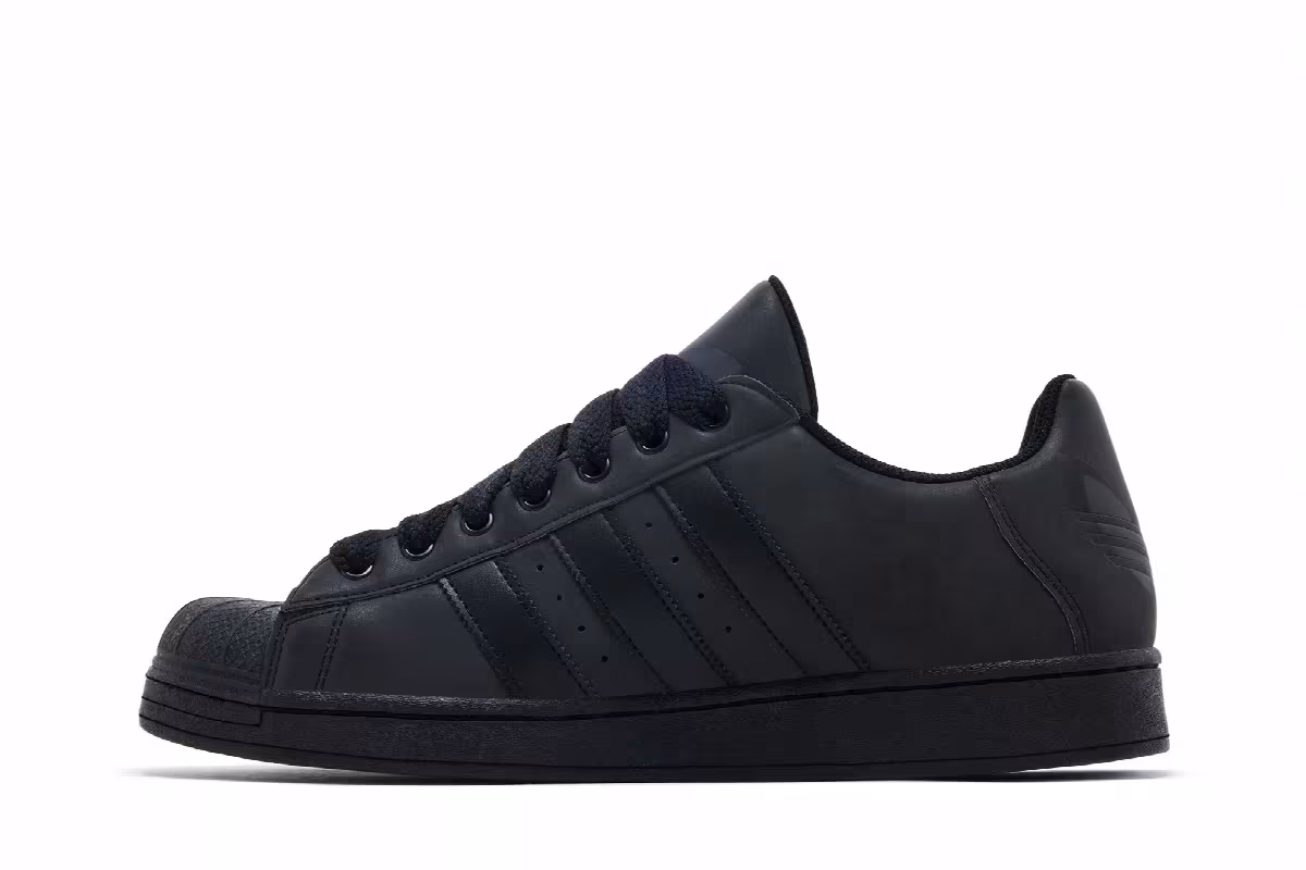 adidas Superstar Triple Black Reflective, view 4