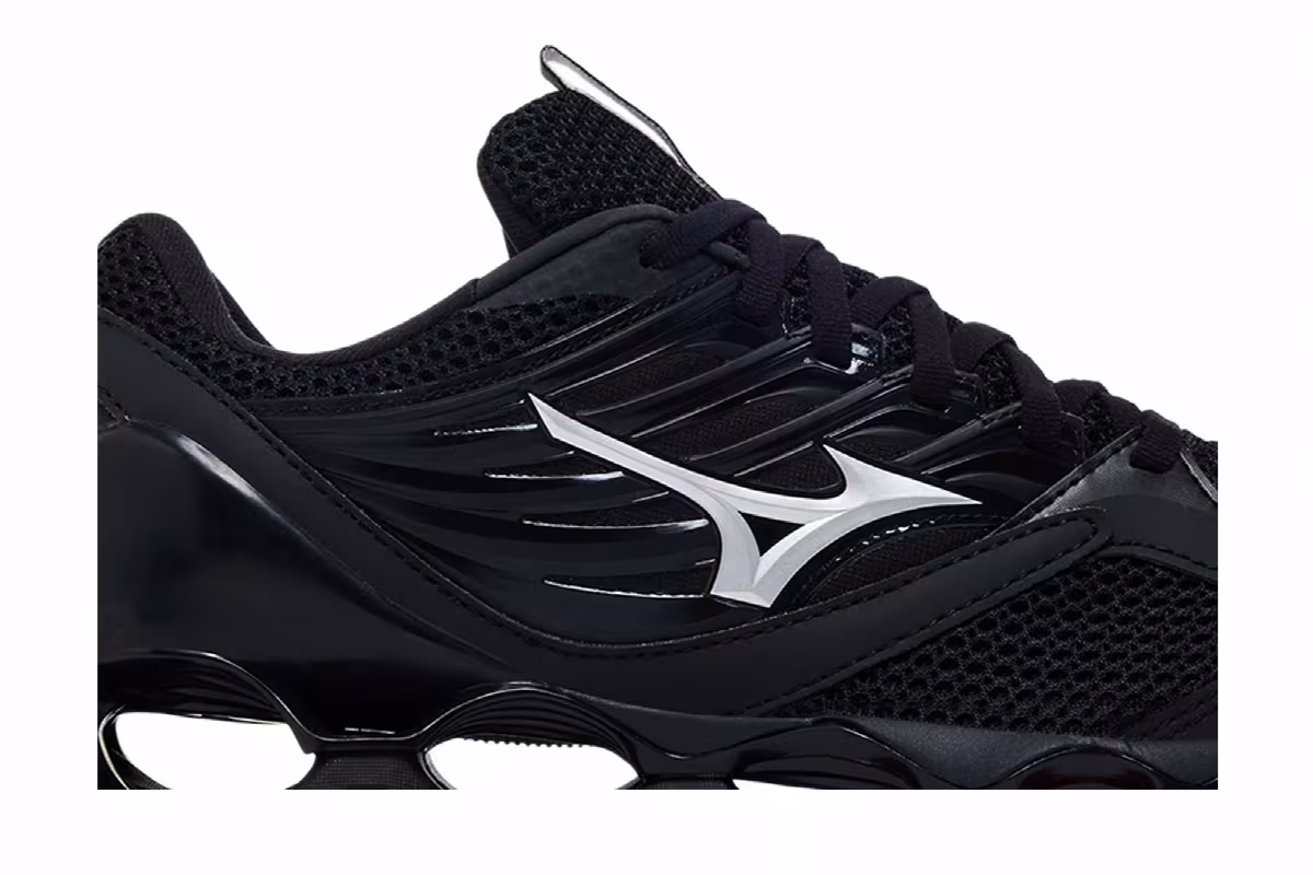 Mizuno Wave Prophecy 13 S Black Red, view 3