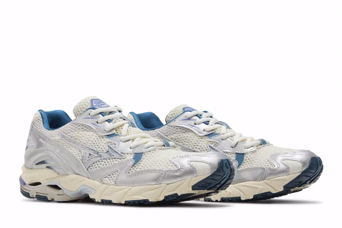 Mizuno Wave Rider 10 Arctic Ice Snow White, view 9