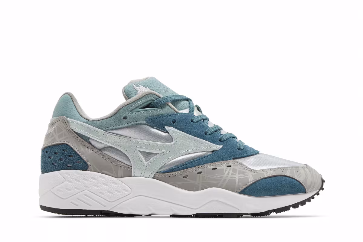 Hanon x Mizuno Contender Grampus Dolphin, view 2