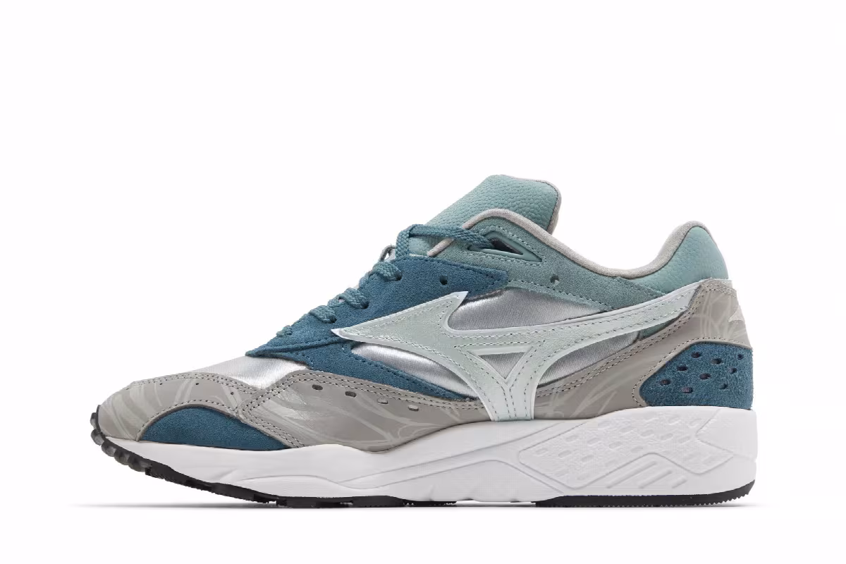 Hanon x Mizuno Contender Grampus Dolphin, view 4