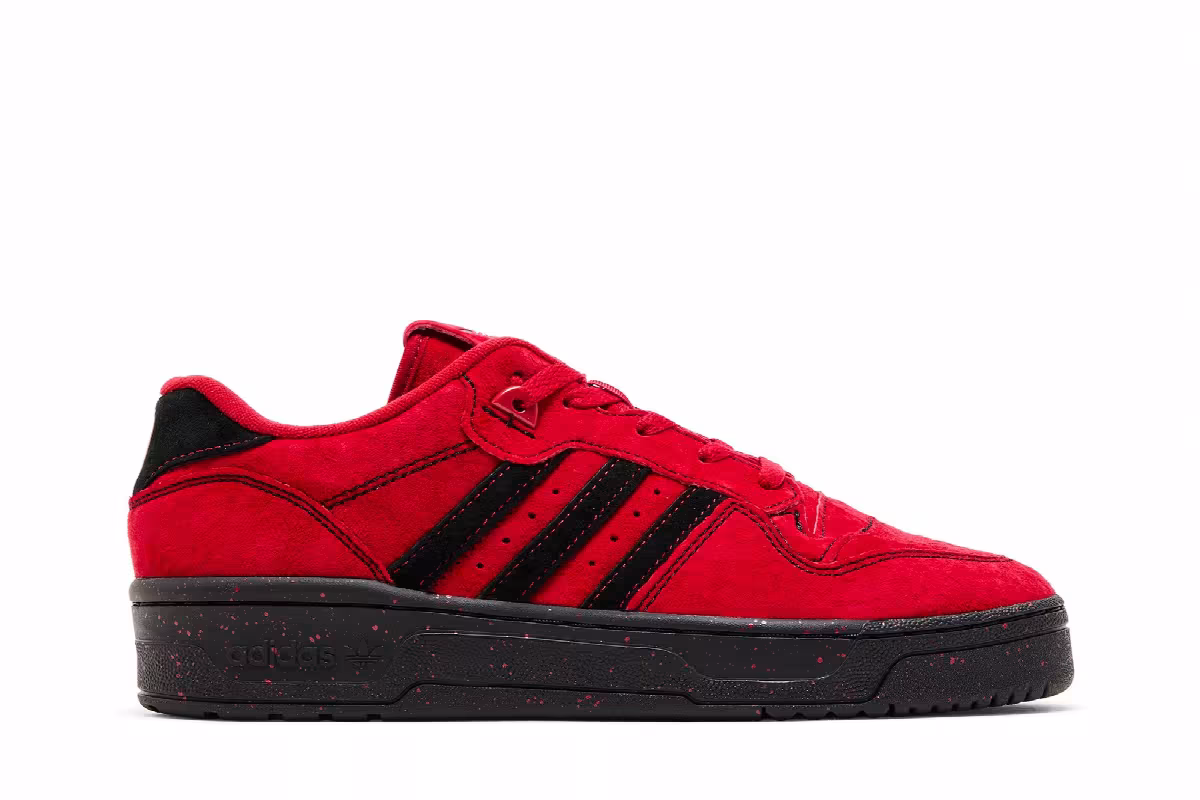 Marvel x adidas Rivalry 86 Low Deadpool, view 2