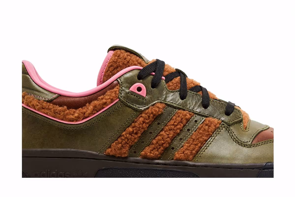 The Simpsons x adidas Rivalry Low Werewolf Flanders, view 3