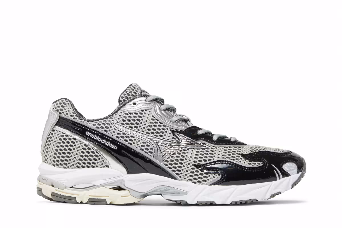 One Block Down x Mizuno Flame Wave Onyx, view 2