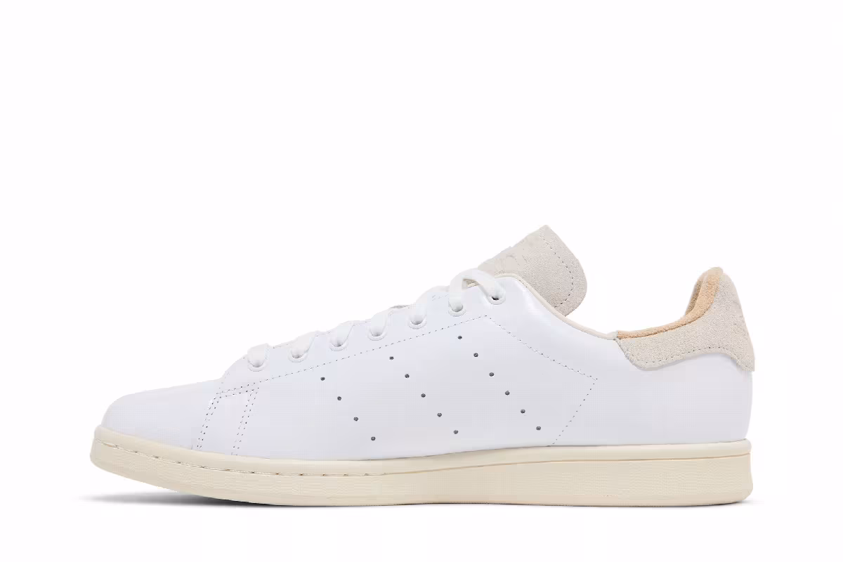 Star Wars x Nanzuka x adidas Stan Smith Stormtrooper, view 4
