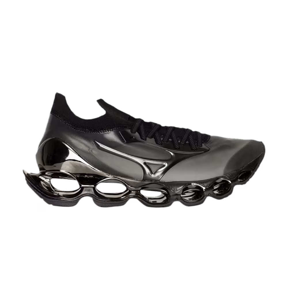 Hajime Sorayama x Mizuno Wave Prophecy Black