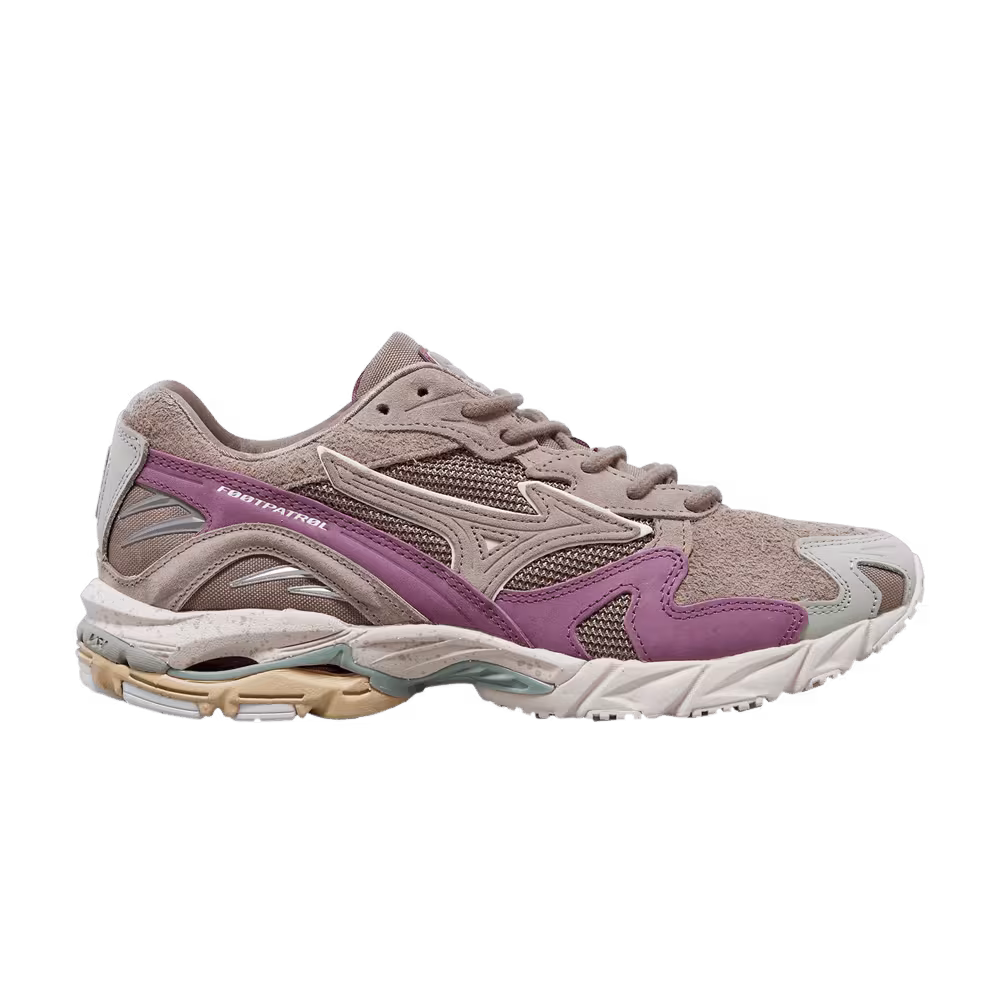 Mizuno Footpatrol x Wave Rider 10 Grey Rust