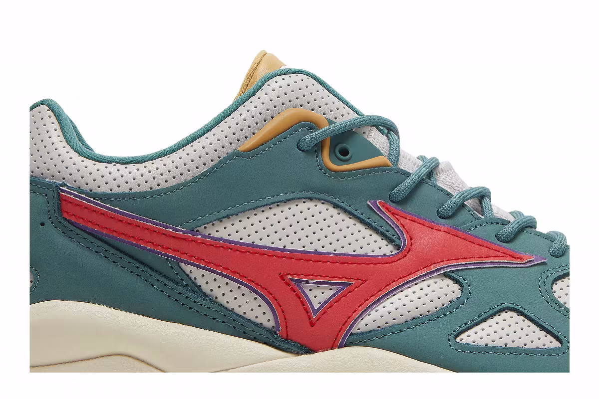 Patta x Mizuno Sky Medal Green Ivory, view 3