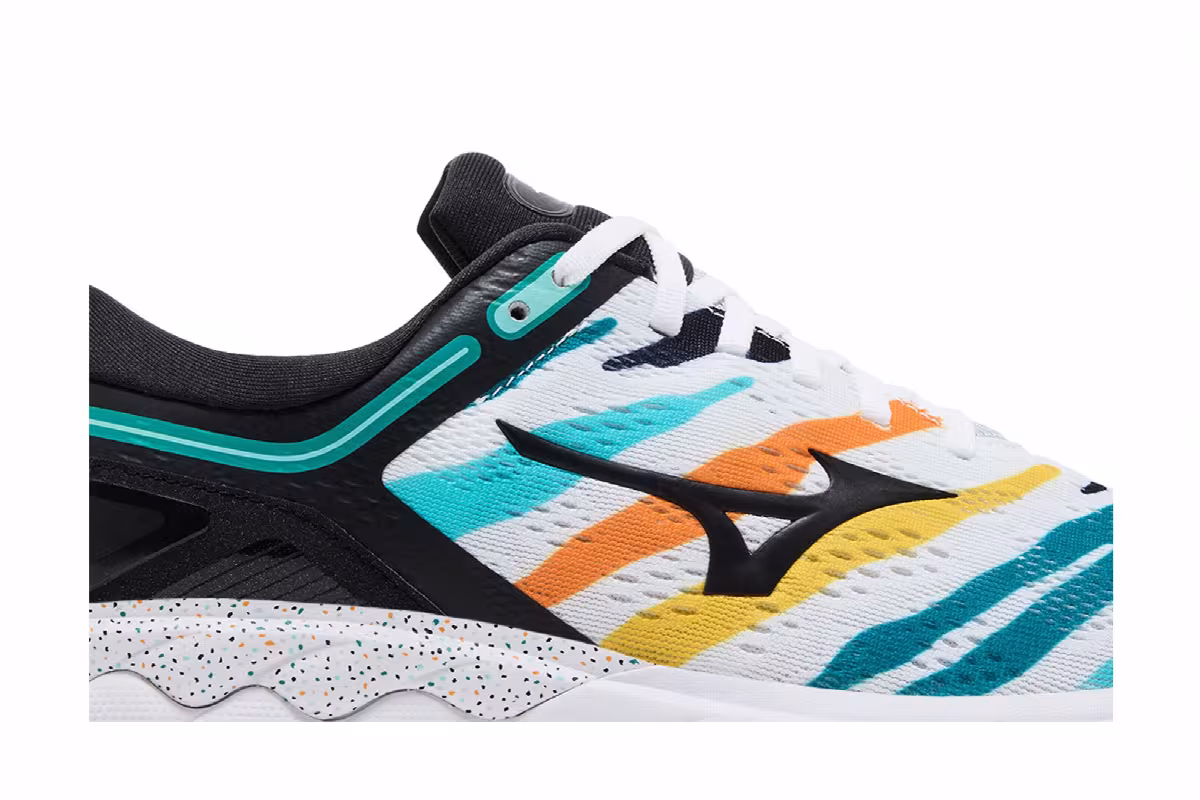 Pieter Ceizer x Mizuno Wave Skyrise Amsterdam, view 3