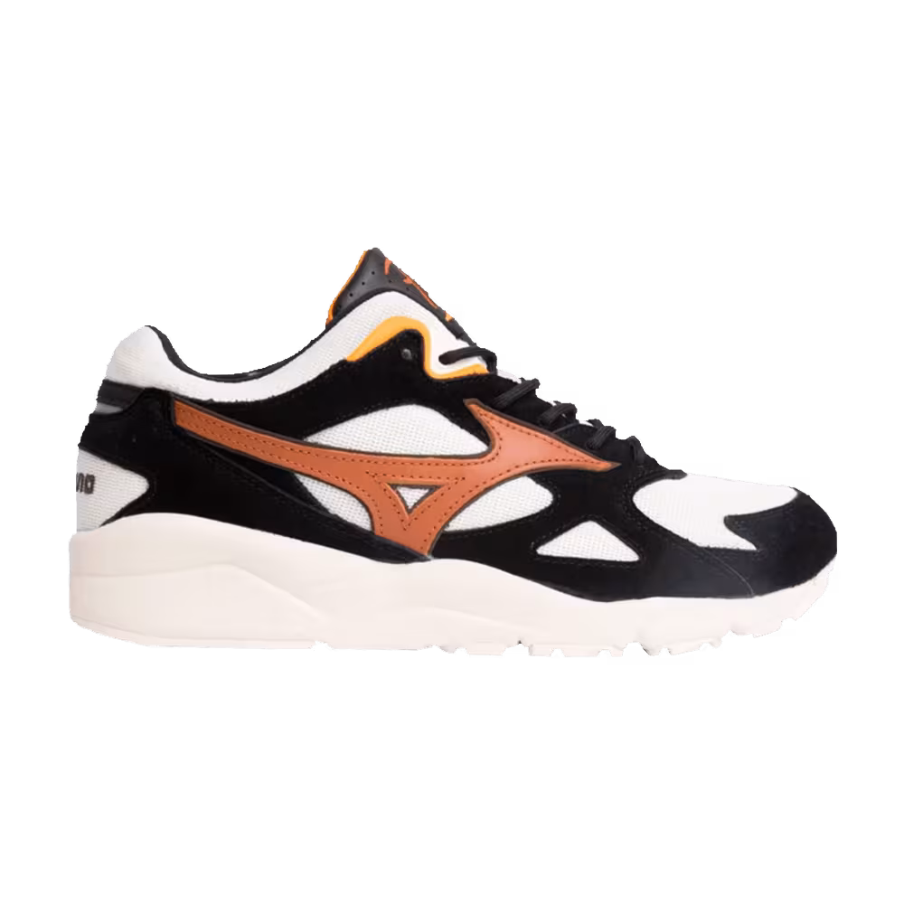 Patta x Mizuno Sky Medal Black Tan