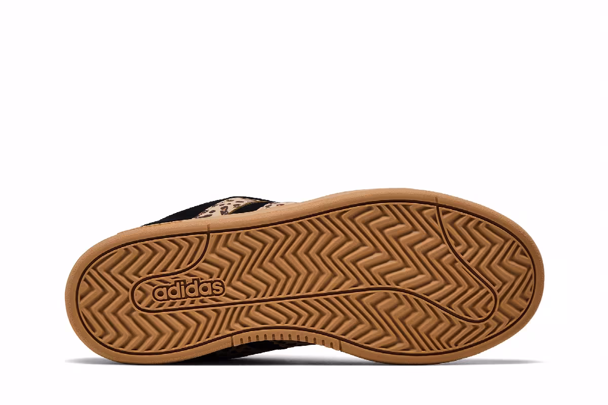 Adidas Women's Grand Court Alpha 00s Leopard, view 5