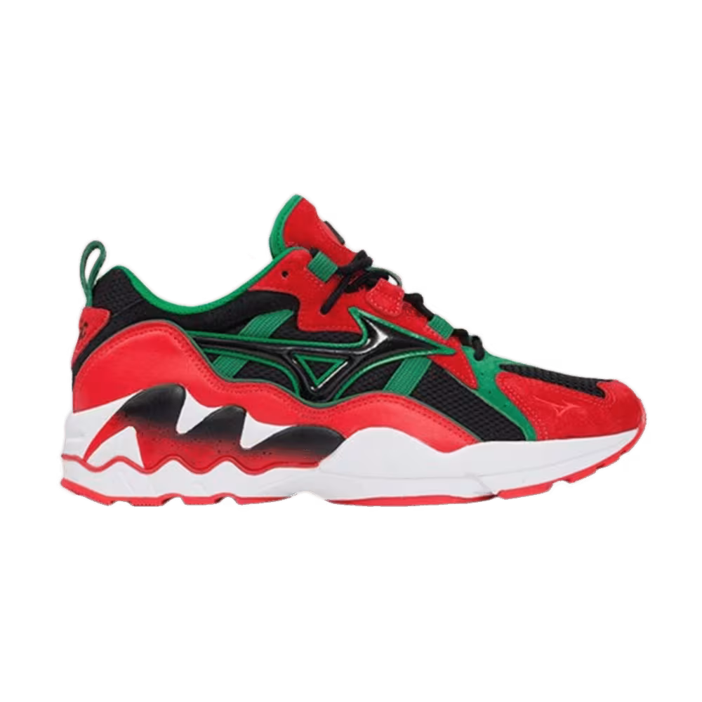 La MJC x Mizuno Wave Rider 1