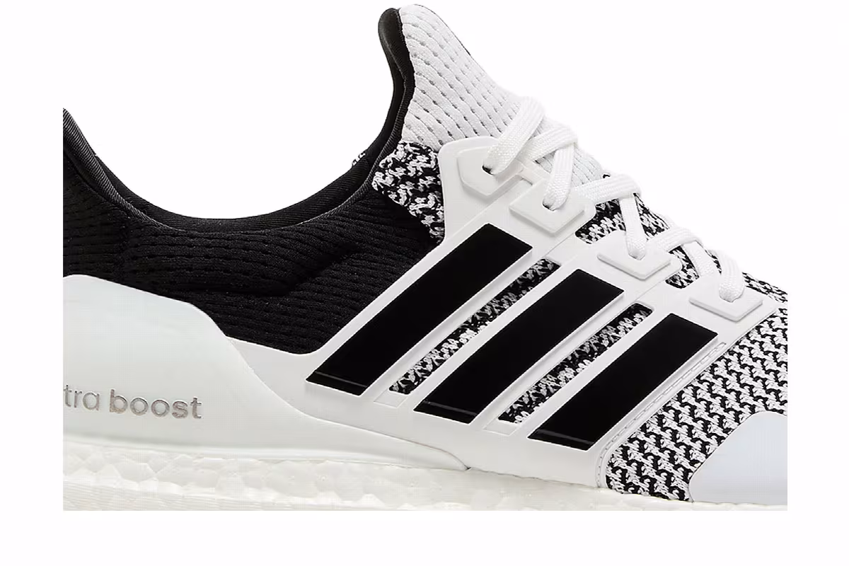 adidas UltraBoost 1.0 Oreo, view 3